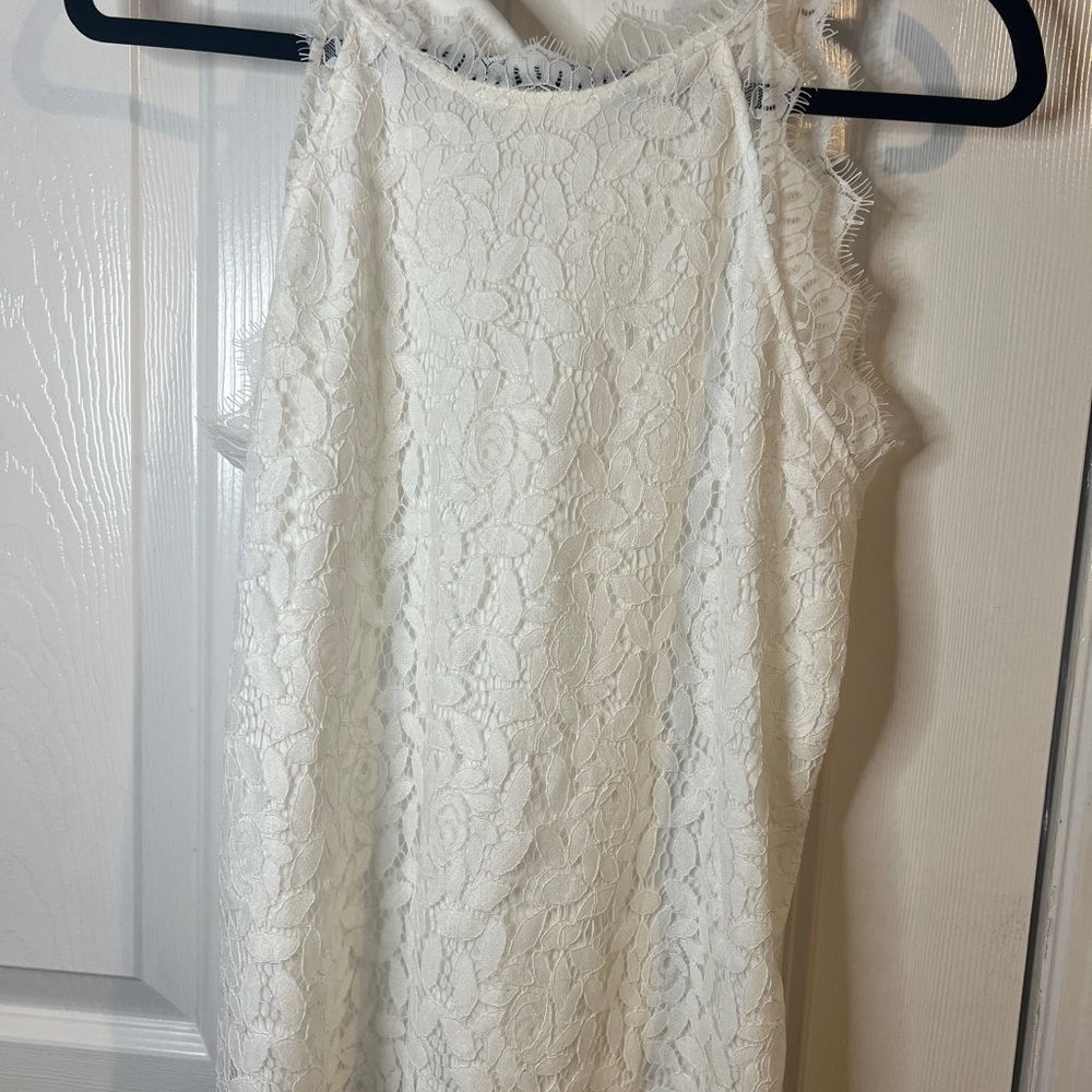 Elegant White Lace Sleeveless Top
